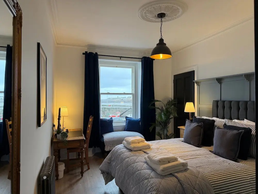 Seaview Apartment - 2bed on Anstruther Harbour
