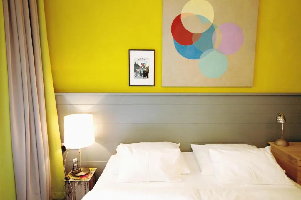 Saint SHERMIN bed breakfast & champagne