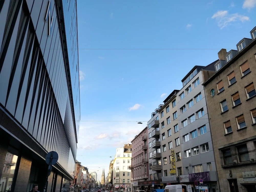 AVI City Grand Apartments