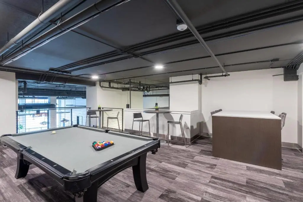 Flexhome Skywalk to Fiserv U3 RooftopGymParking