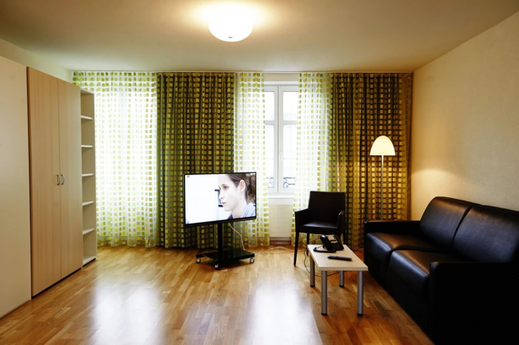 Apartment 79