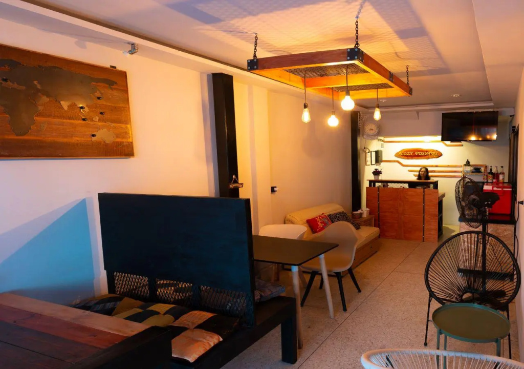 Acozyposhtel