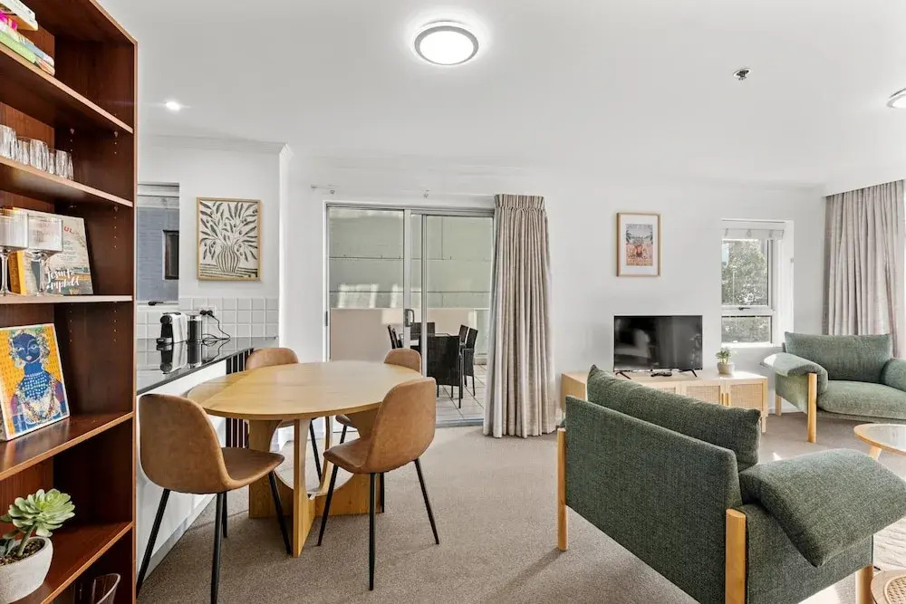 Prime City Residence With Pool, Gym and Parking
