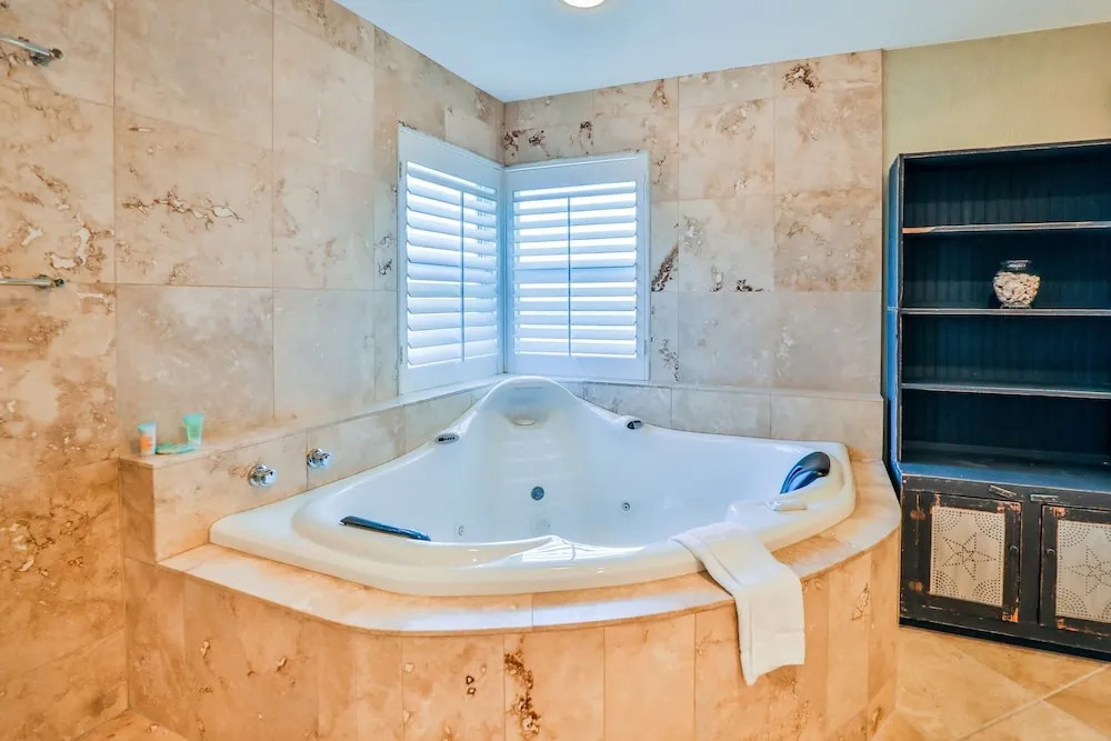 Orange Bayside House - Fisherman's Paradise On Captiva! 3 Bedroom Home