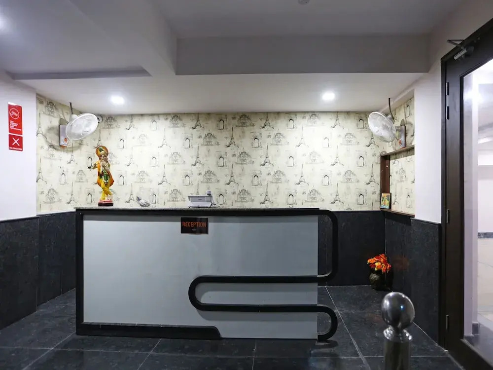 OYO 5470 Atithi Residence
