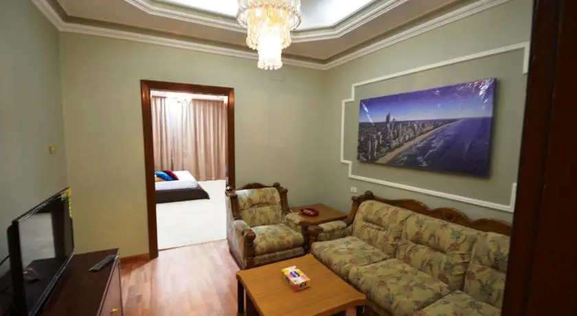 Al Barraq Hotel
