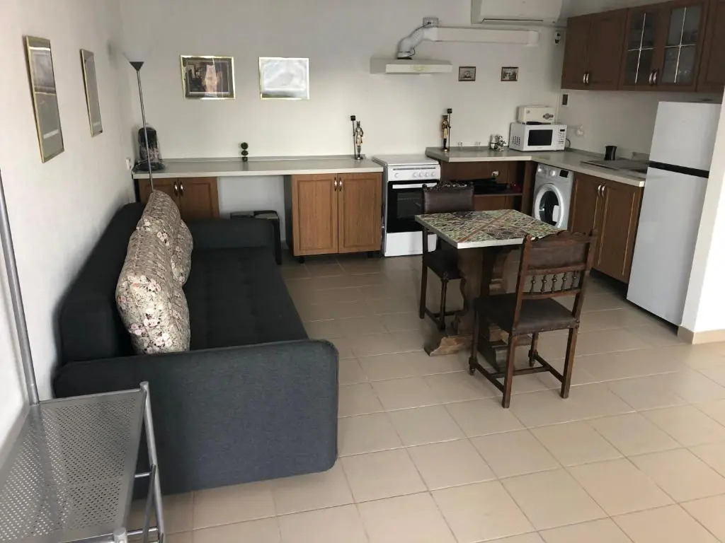 R31 Residence - Victor Hugo BAM