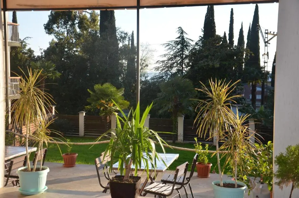 Guest House on Ardzinba 91