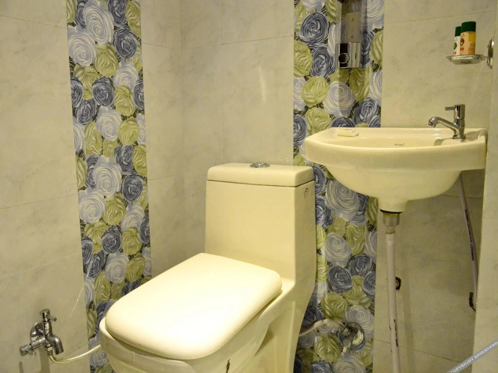 Hotel Kanhiya By OYO Rooms