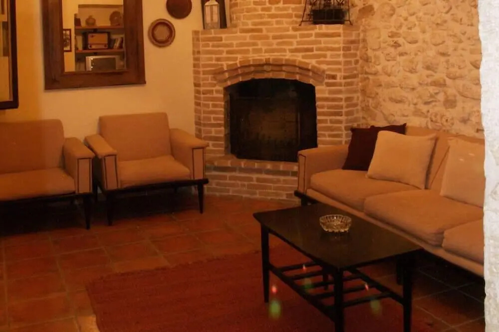Troullos Traditional Homes