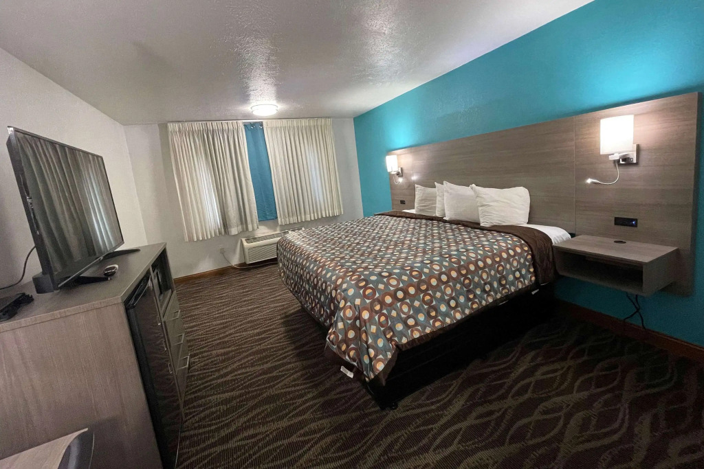Baymont by Wyndham Bellevue - Omaha