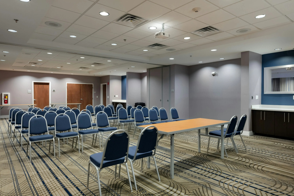 Hampton Inn Emerson - Lakepoint, Ga