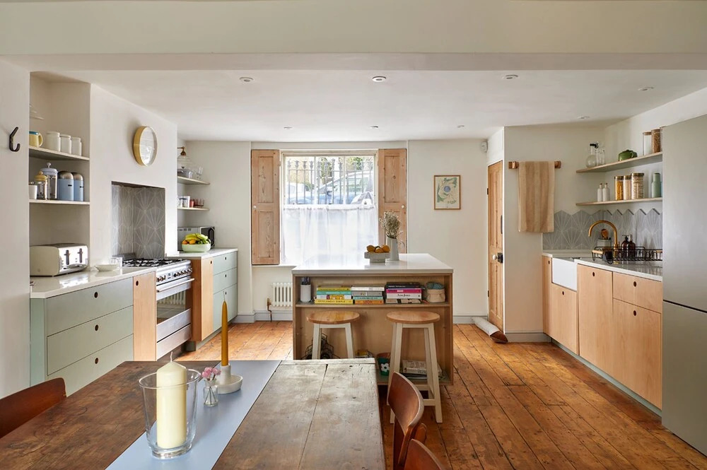 JOIVY Stylish 2-Bed House W/ Private Garden In Hackney