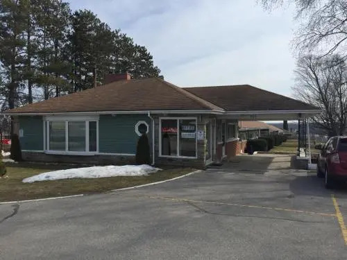 Shamrock Motel