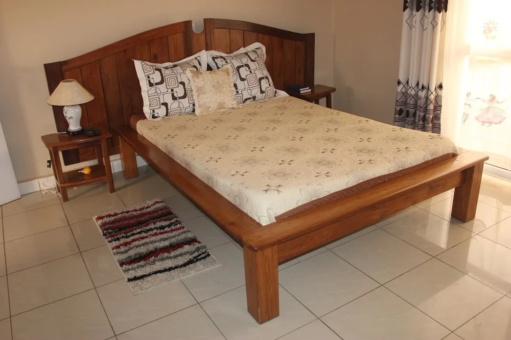 Vannie Hotel