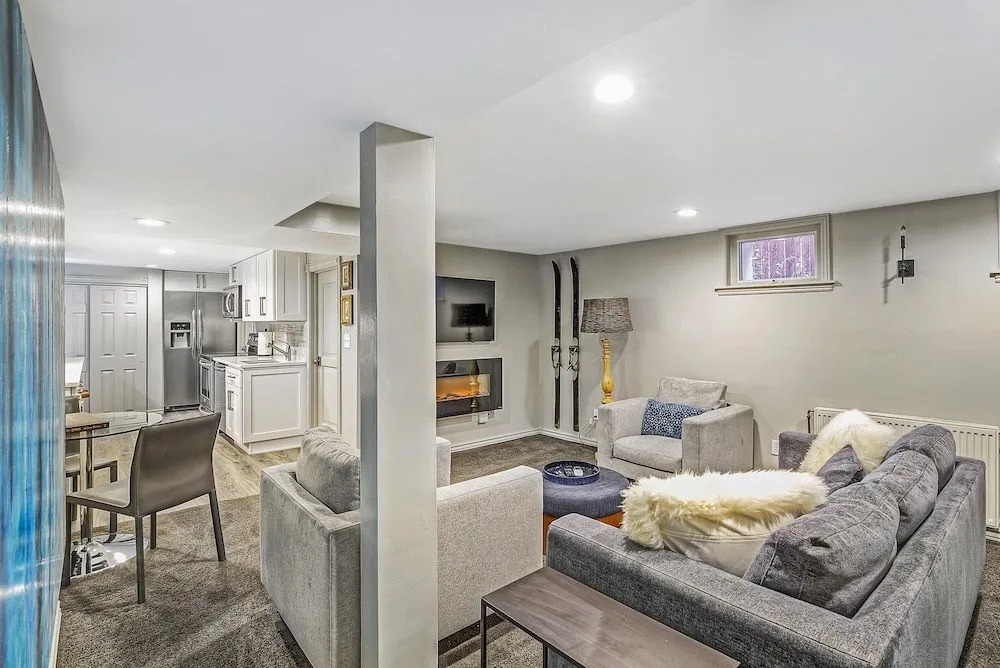 Garden Apartment in a Stately Capitol Hill Victorian House
