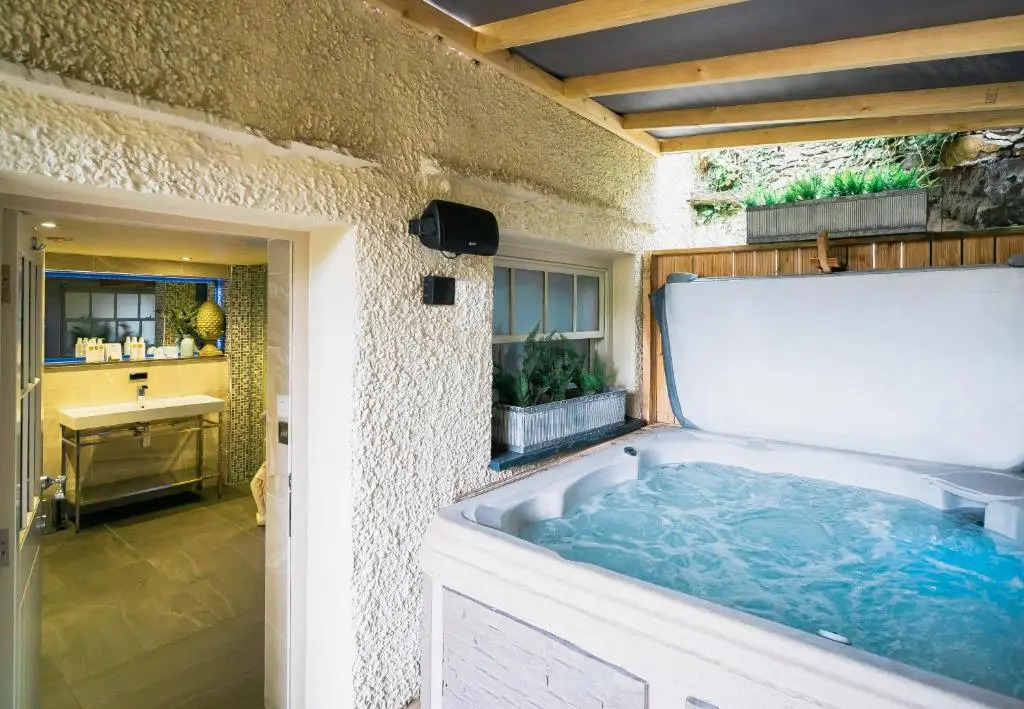 Church Suites by The Cranleigh Boutique