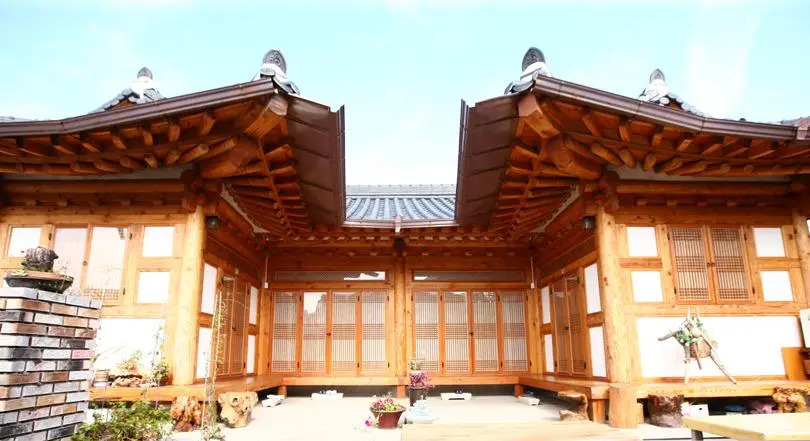 Jeonju Hanok Maeul Sukbak Hyangchon