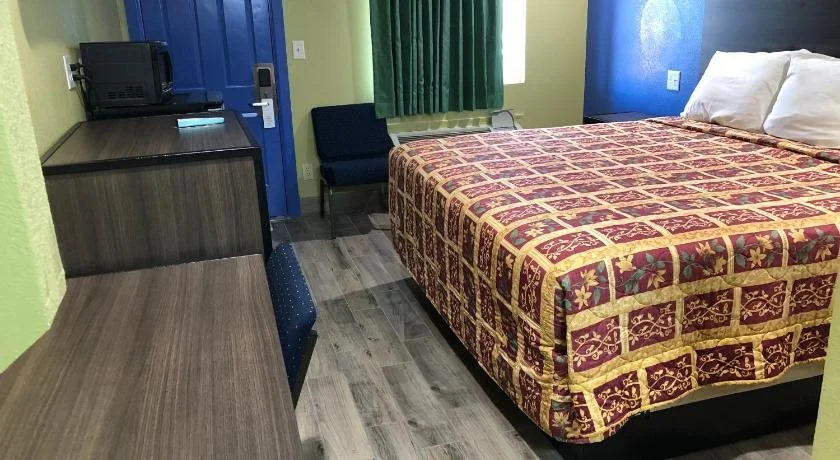 Gateway Motor Inn