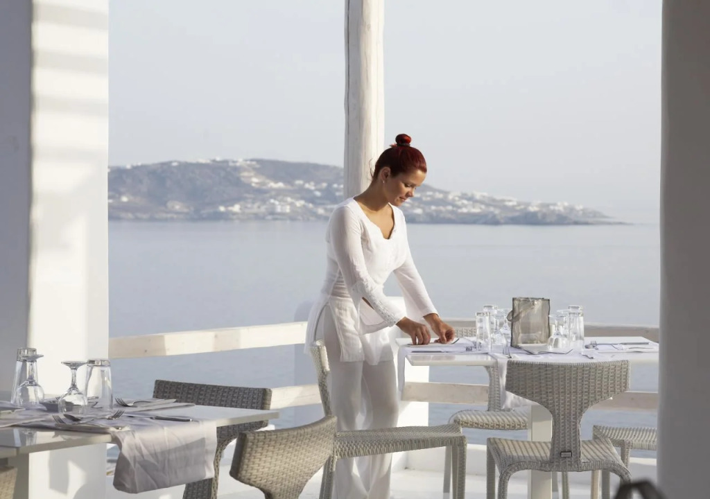 Suntouch Suites ‘’by Checkin’’ Adults Only