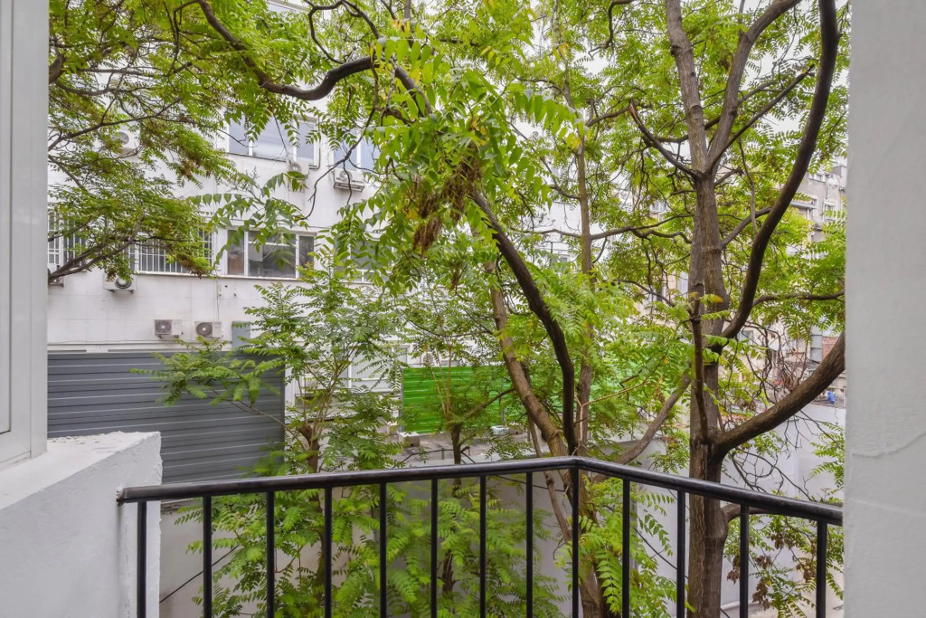 Sofia Dream Apartment - The Library - 3-BDR, 2-BTHR