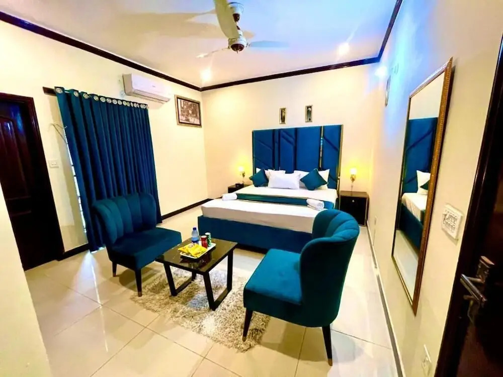 Go Guest House Lahore