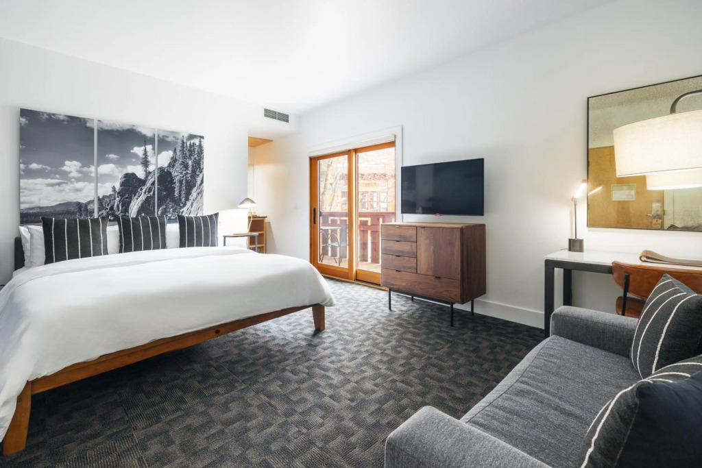 Gravity Haus Truckee-Tahoe