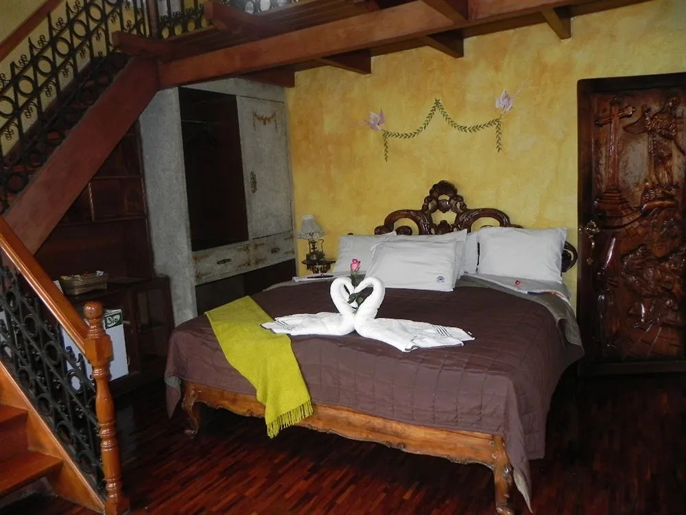 Hotel NASS Sol de Quito