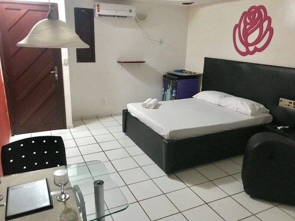 Citys Motel - Adults Only