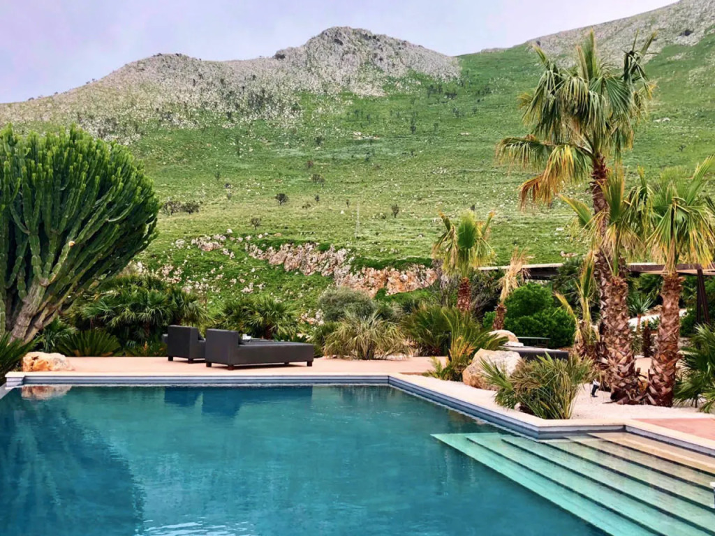 Araja Villa & Suite