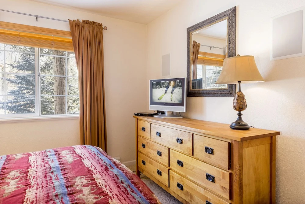 Villas 1450 - 3 Br Condo
