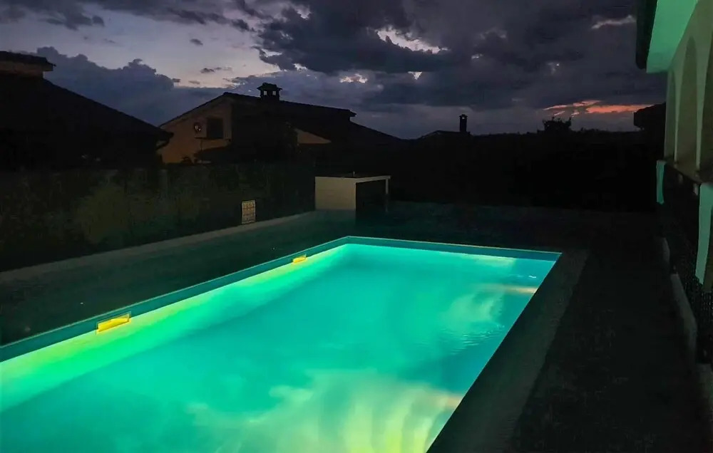 Amazing Home in Dracevac With Outdoor Swimming Pool, Wifi and 3 Bedrooms