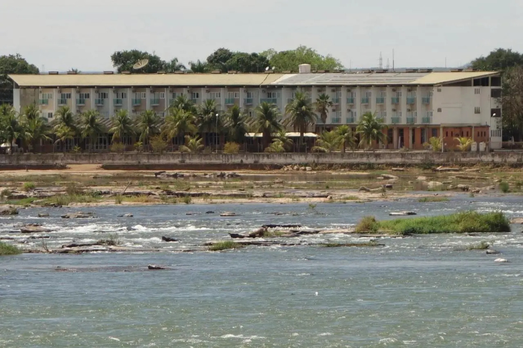 Hotel Canoeiros