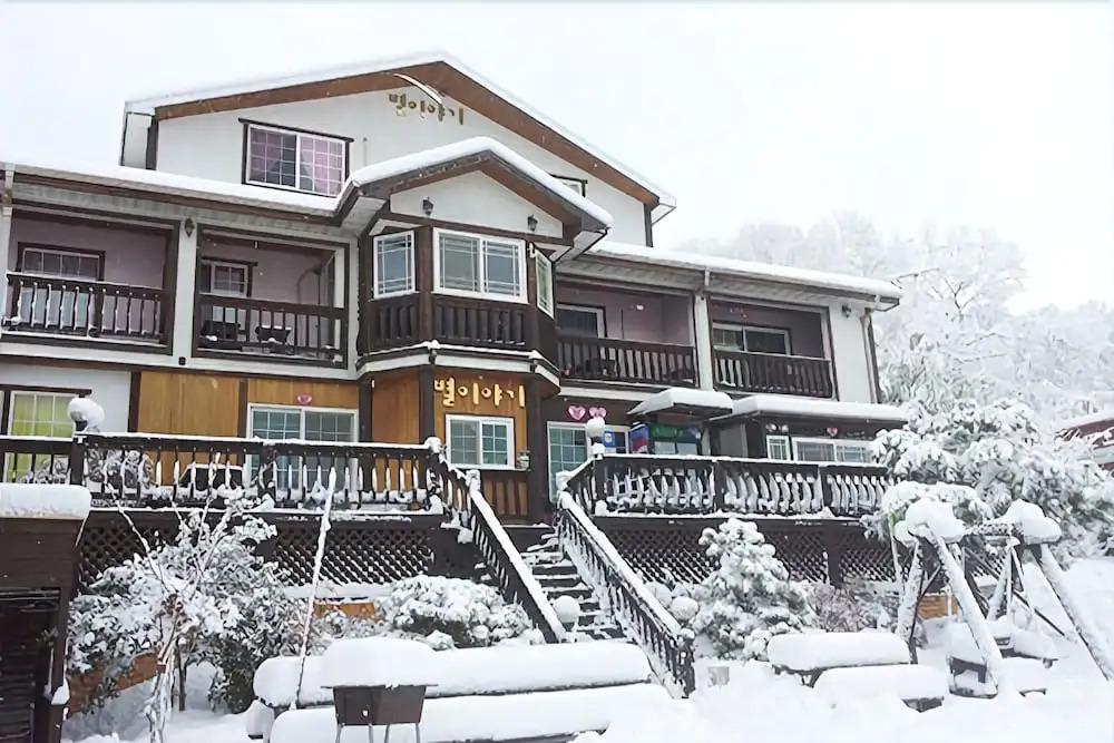 Gyeongju Star Story Pension