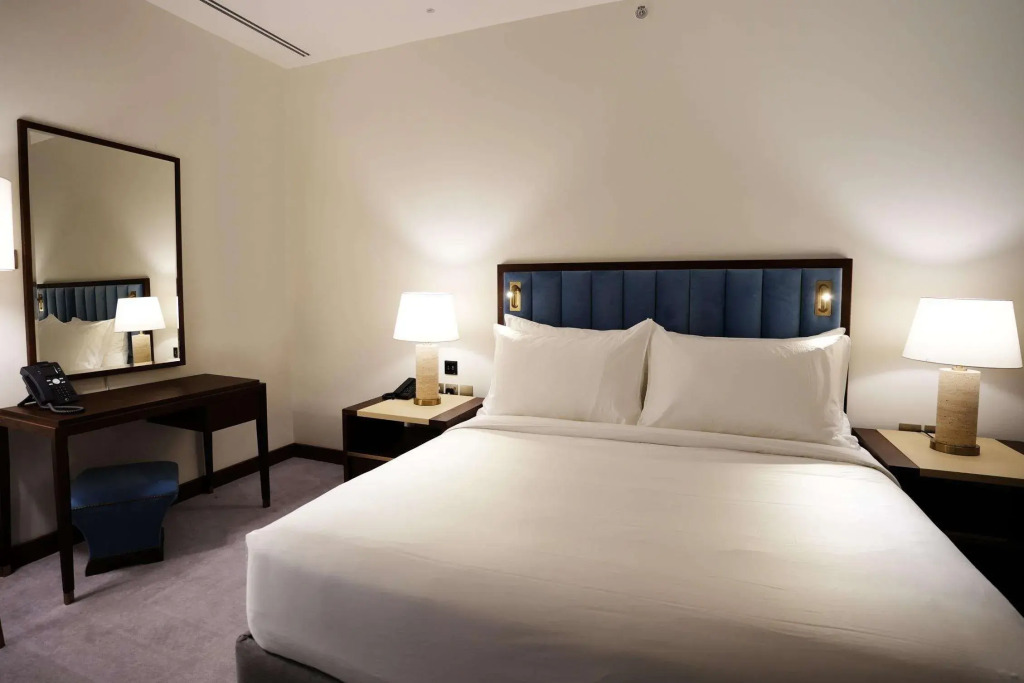 Peninsula Worth Hotel