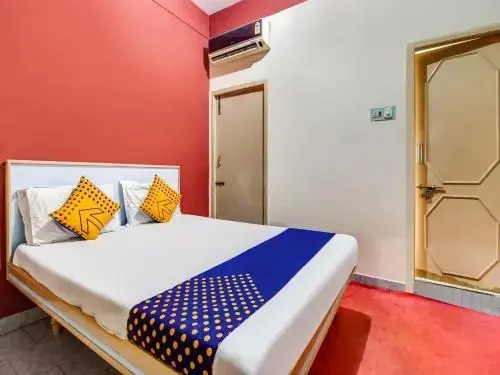 Hotel Lakshmi Saraswathy by OYO Rooms