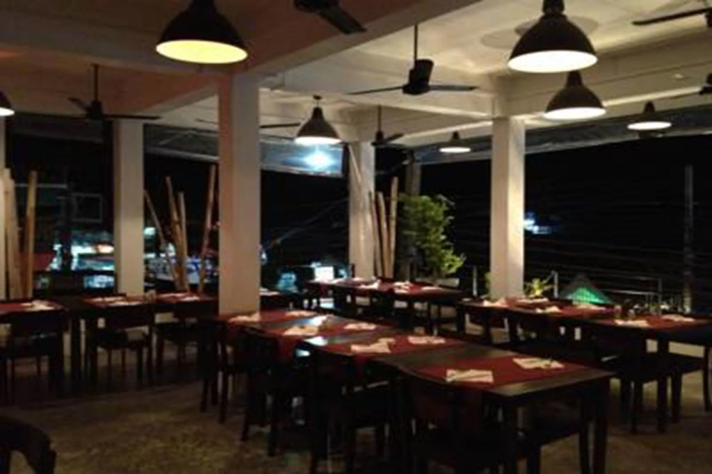 Sairee Sairee Guesthouse