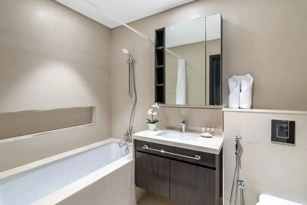 Silkhaus Spacious Near Dubai Mall Balcony Views