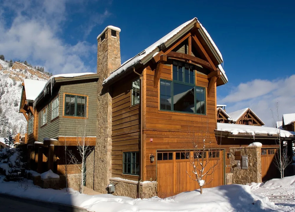 Cloud Nine - Four Bedroom Home