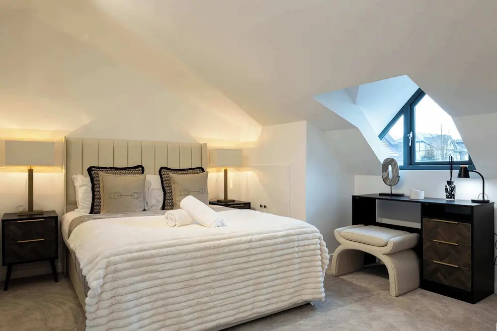Luxury Church Conversion in Hale - Sleeps 4