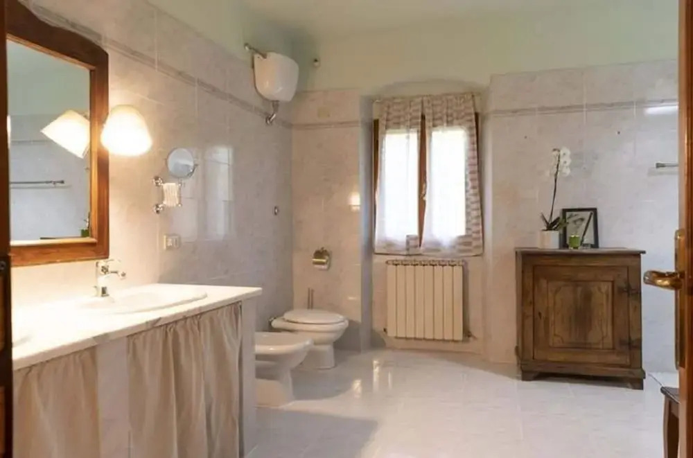 Belvilla by OYO Tasteful Villa With Bubble Bath