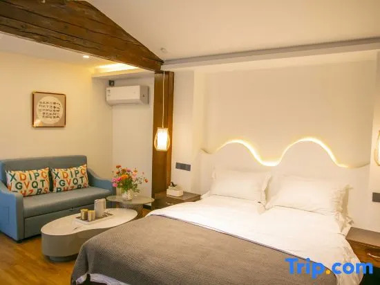 Wuhuashizhilv Hostel
