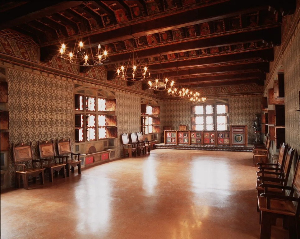 Castello Di Pavone