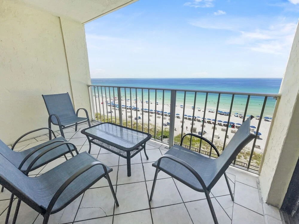 Regency Towers 714 2 Bedroom Condo by Redawning