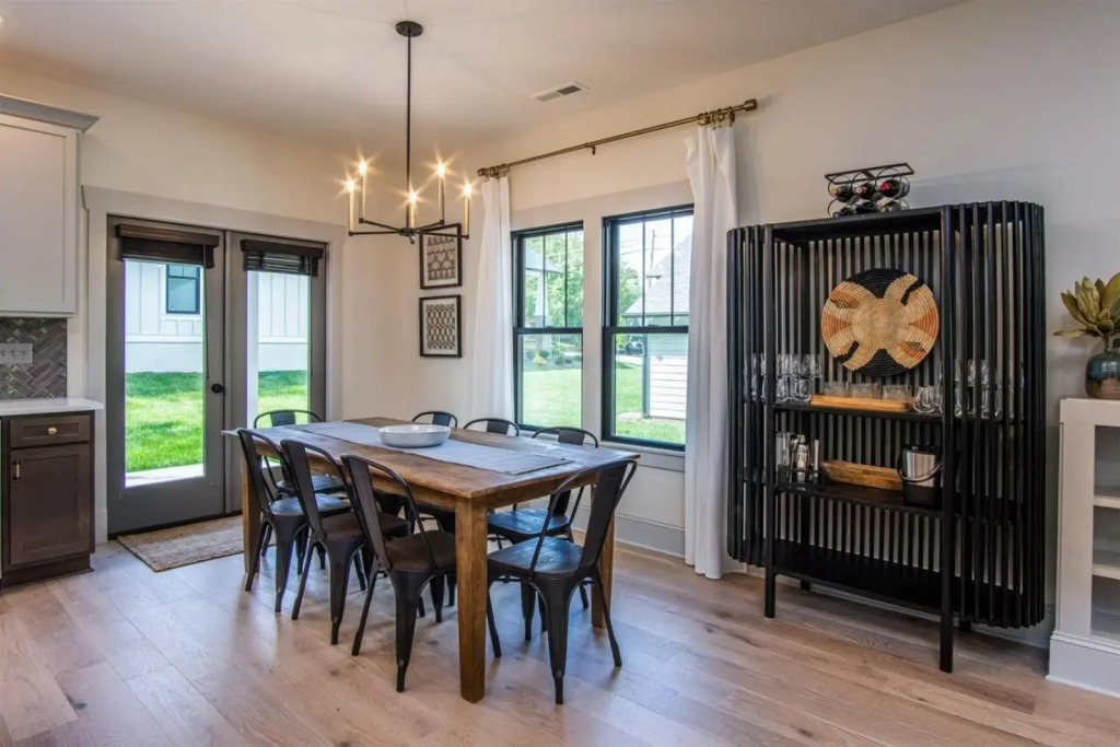 Kings Creek Cottage · Kings Creek Cottage Downtown
