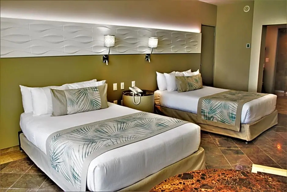 Номер Superior oceanfront в Krystal Grand Cancun