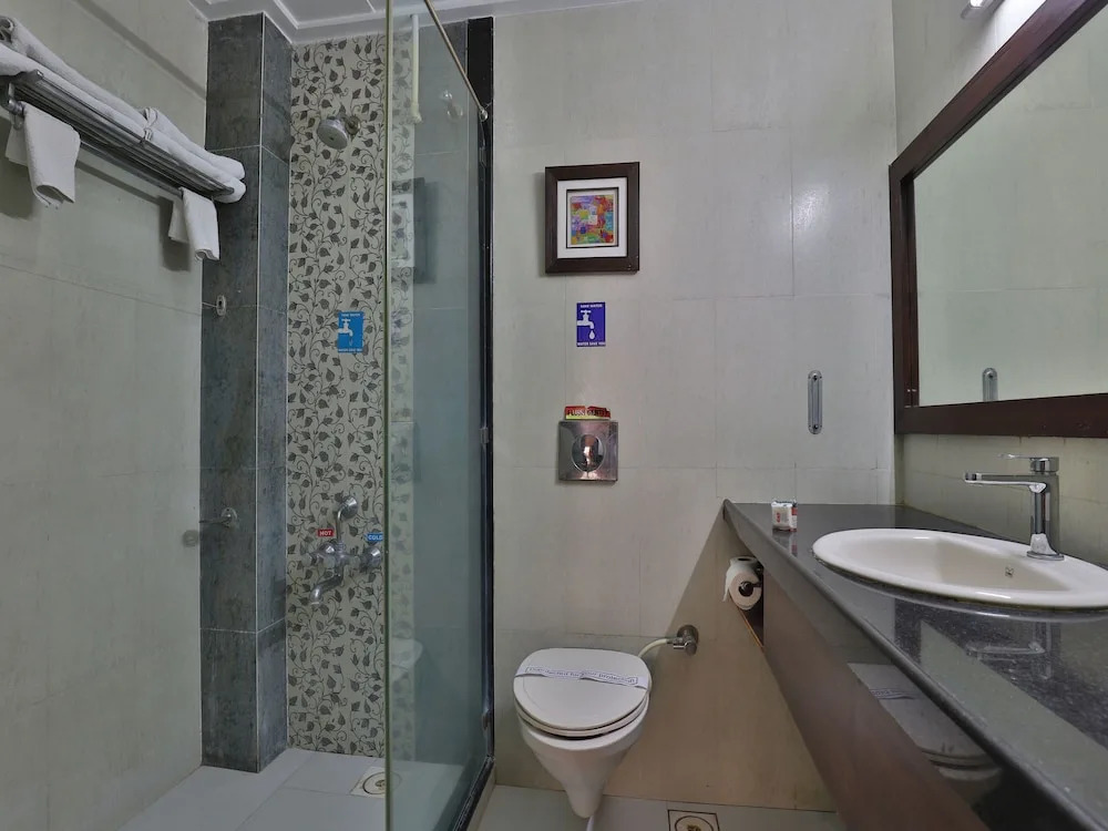 OYO 2900 Rama Residency