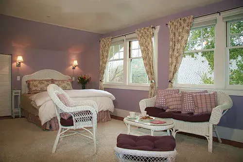 Hidden Oak Inn