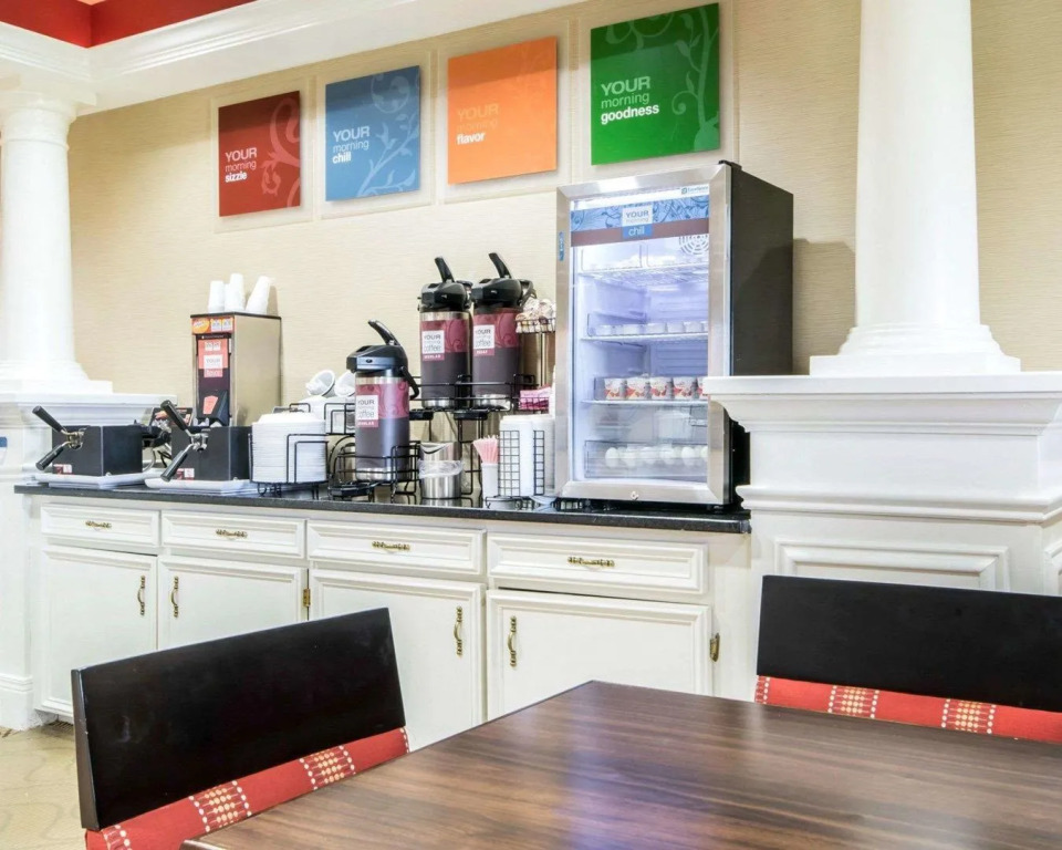 Fairfield by Marriott Inn & Suites Louisville Airport