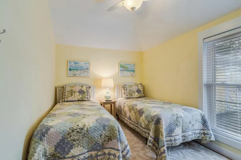 Delaware Avenue 34B